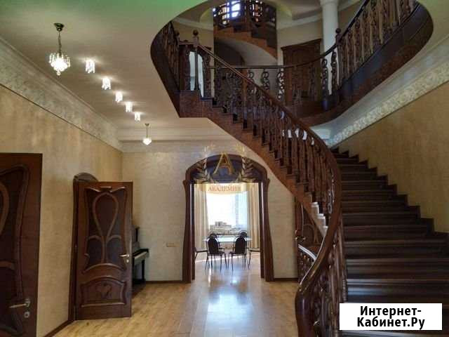 Коттедж 1200 м² на участке 30 сот. в аренду посуточно в Мосрентгене Мосрентген - изображение 1