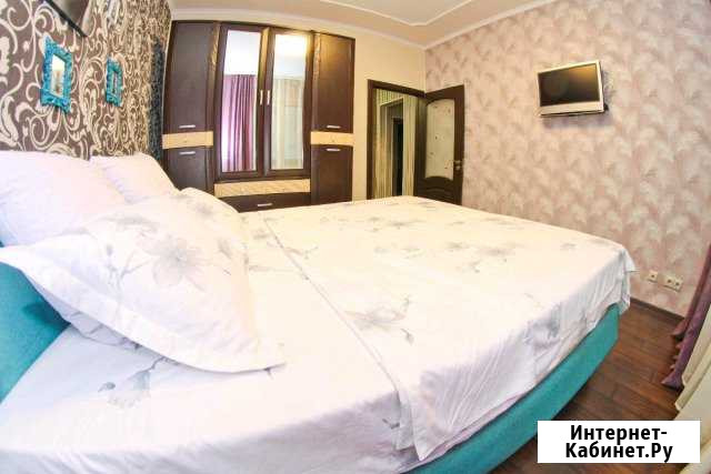 3-комнатная квартира, 90 м², 7/11 эт. в аренду посуточно в Сургуте Ханты-Мансийского АО Сургут - изображение 1