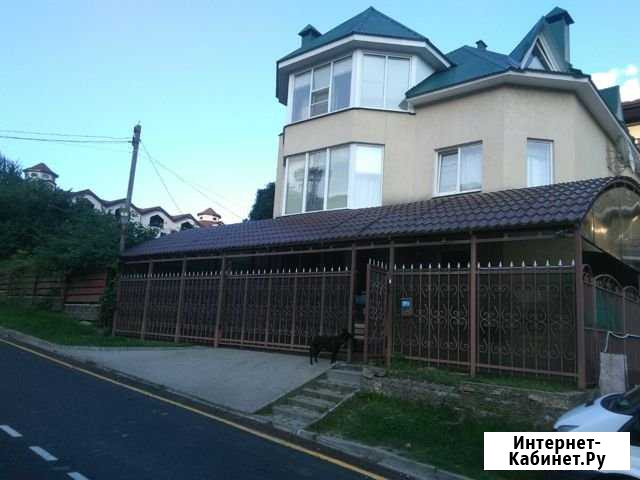 Комната 18 м² в 8-ком. кв., 2/3 эт. в аренду посуточно в Красной Поляне Краснодарского края Красная Поляна - изображение 1