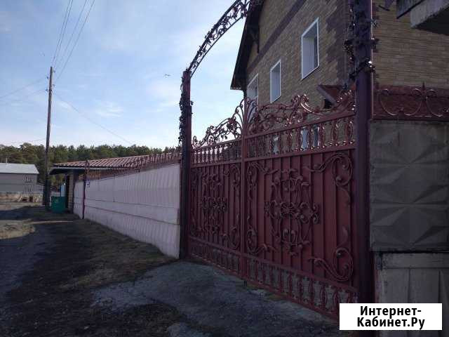 Коттедж 300 м² на участке 18 сот. на продажу в Бийске Бийск - изображение 1