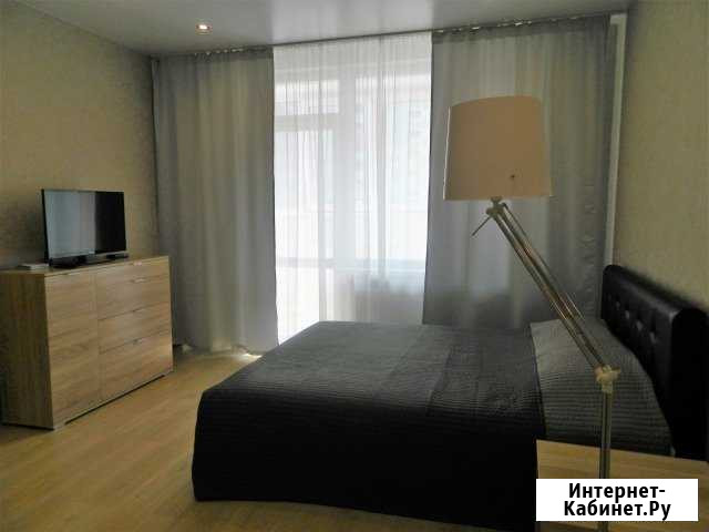 1-комнатная квартира, 40 м², 4/16 эт. в аренду посуточно в Екатеринбурге Екатеринбург - изображение 1