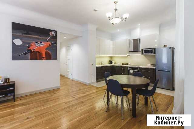 2-комнатная квартира, 57 м², 2/4 эт. в аренду посуточно в Новосибирске Новосибирск - изображение 1