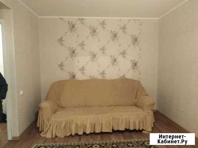 2-комнатная квартира, 48 м², 3/5 эт. в аренду на длительный срок в Рубцовске Рубцовск - изображение 1
