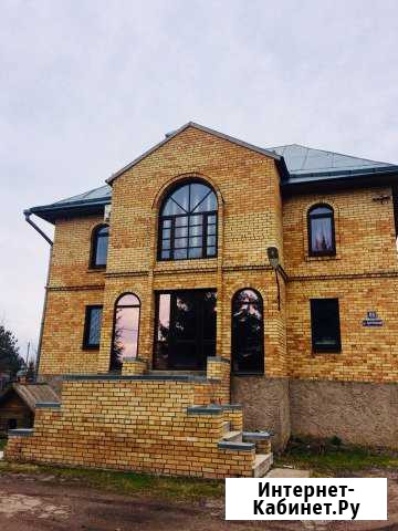 Коттедж 150 м² на участке 24 сот. в аренду посуточно в Великом Новгороде Великий Новгород - изображение 1