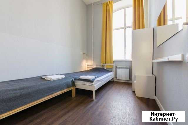 Комната 11 м² в 6-ком. кв., 4/5 эт. в аренду посуточно в Санкт-Петербурге Санкт-Петербург - изображение 1