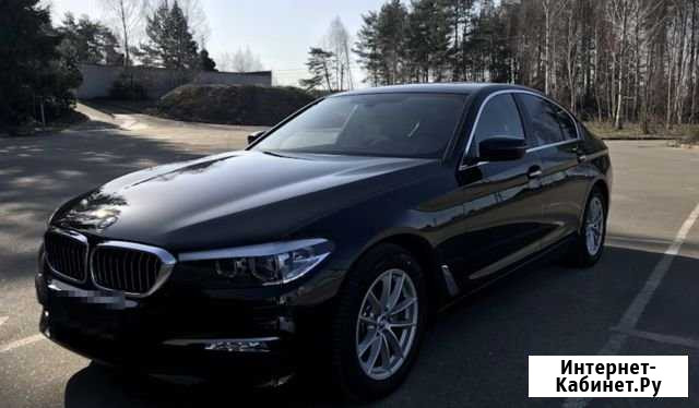 Аренда BMW G30 520d xDrive бизнес класс такси Москва - изображение 1