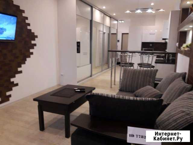 Квартира-студия, 50 м², 3/12 эт. в аренду посуточно в Севастополе Севастополь - изображение 1