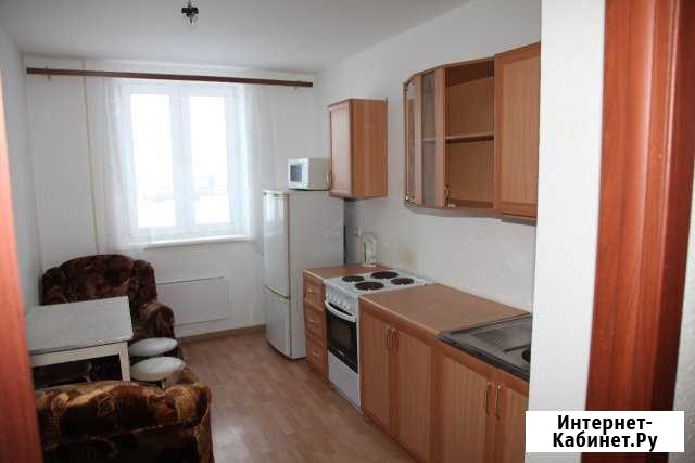 3-комнатная квартира, 78 м², 1/10 эт. в аренду посуточно в Каменске-Уральском Каменск-Уральский - изображение 1