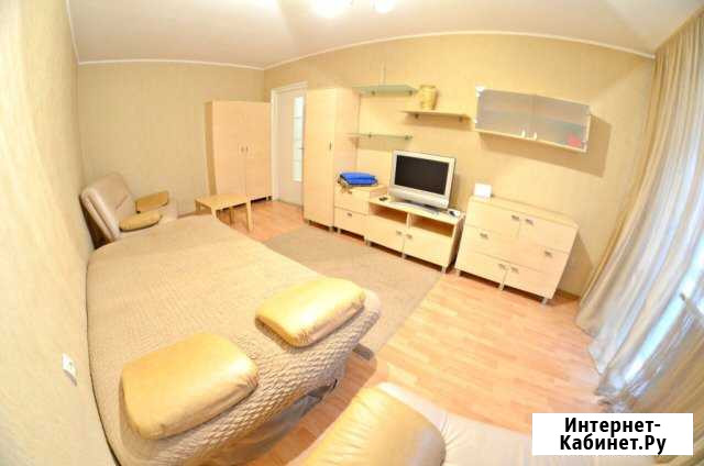 1-комнатная квартира, 35 м², 5/5 эт. в аренду посуточно в Кемерово Кемерово - изображение 1