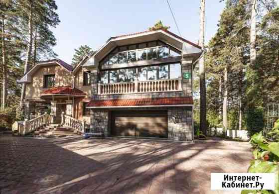 Коттедж 378 м² на участке 12.3 сот. на продажу в Новосибирске Новосибирск