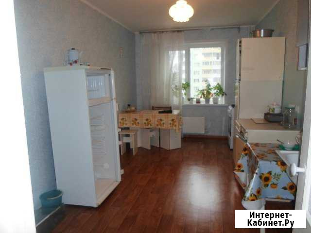 2-комнатная квартира, 60 м², 4/10 эт. в аренду на длительный срок в Балаково Балаково - изображение 1