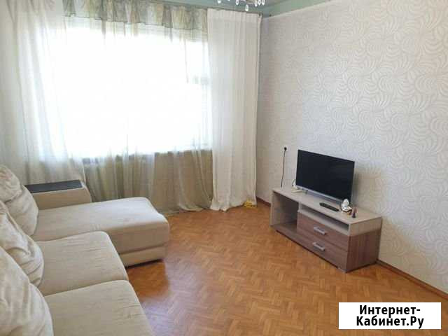 3-комнатная квартира, 60 м², 4/9 эт. в аренду посуточно в Балаково Балаково - изображение 1