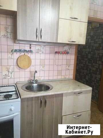 1-комнатная квартира, 30 м², 3/3 эт. на продажу в Карпинске Карпинск - изображение 1