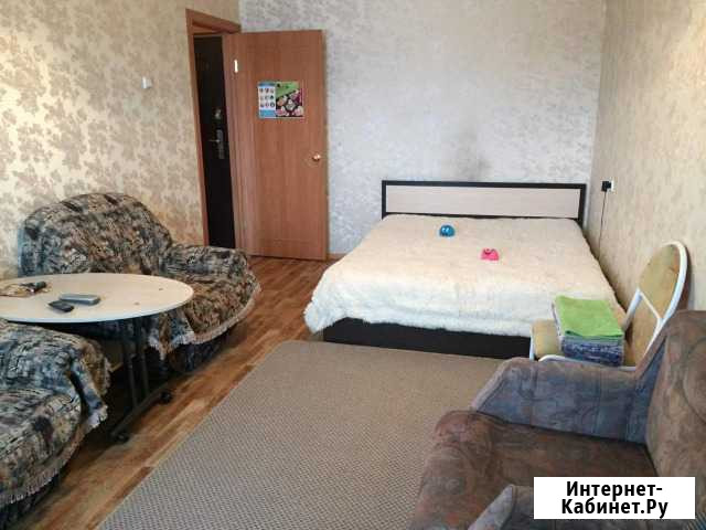 1-комнатная квартира, 33 м², 4/5 эт. в аренду посуточно в Братске Братск - изображение 1