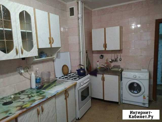 2-комнатная квартира, 60 м², 1/10 эт. в аренду на длительный срок в Саратове Саратов - изображение 1