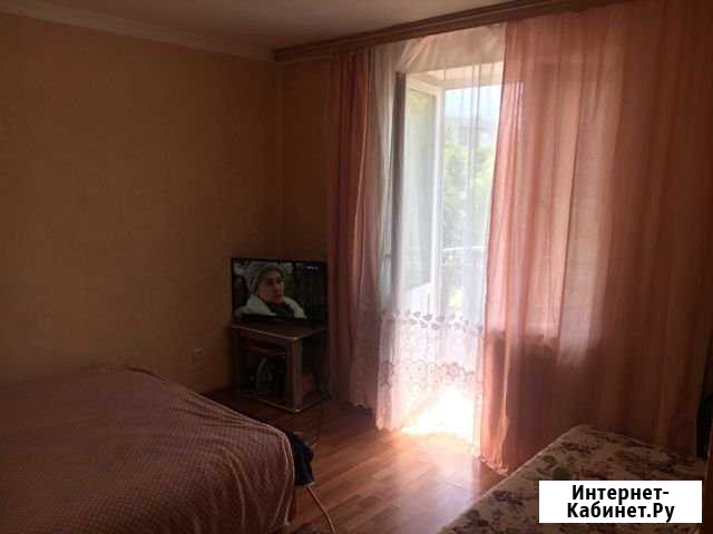 1-комнатная квартира, 23 м², 3/5 эт. в аренду на длительный срок во Владикавказе Владикавказ - изображение 1