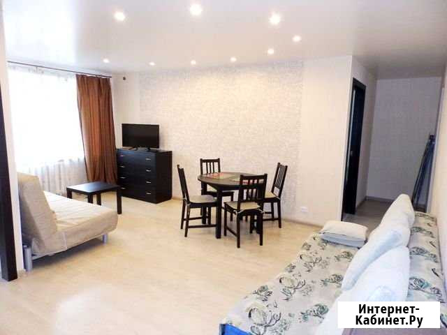 3-комнатная квартира, 60 м², 2/5 эт. в аренду посуточно в Новокузнецке Новокузнецк - изображение 1