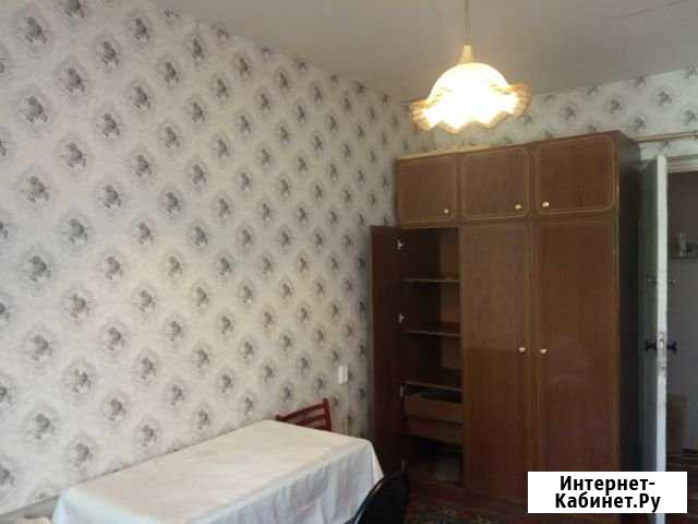 Комната 14 м² в 1-ком. кв., 1/5 эт. на продажу в Волжском Волгоградской области Волжский Волгоградской области - изображение 1