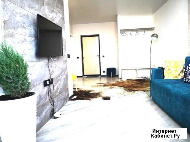 2-комнатная квартира, 55 м², 9/15 эт. в аренду посуточно во Владивостоке Владивосток - изображение 1