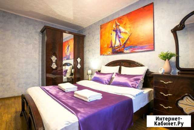 3-комнатная квартира, 82 м², 2/9 эт. в аренду посуточно в Красноярске Красноярск - изображение 1