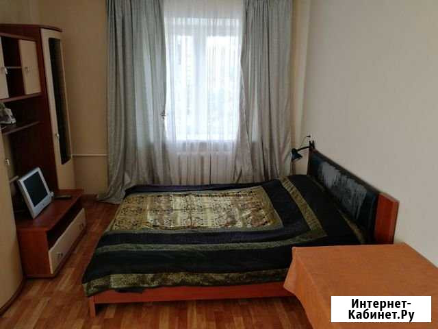 Комната 18 м² в 2-ком. кв., 3/5 эт. в аренду посуточно в Сланцах Сланцы - изображение 1