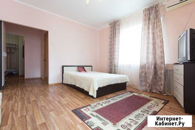 1-комнатная квартира, 45 м², 6/9 эт. в аренду посуточно в Астрахани Астрахань - изображение 1