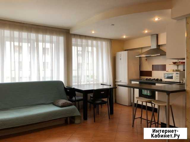 2-комнатная квартира, 60 м², 2/9 эт. в аренду посуточно в Нижнем Новгороде Нижний Новгород - изображение 1
