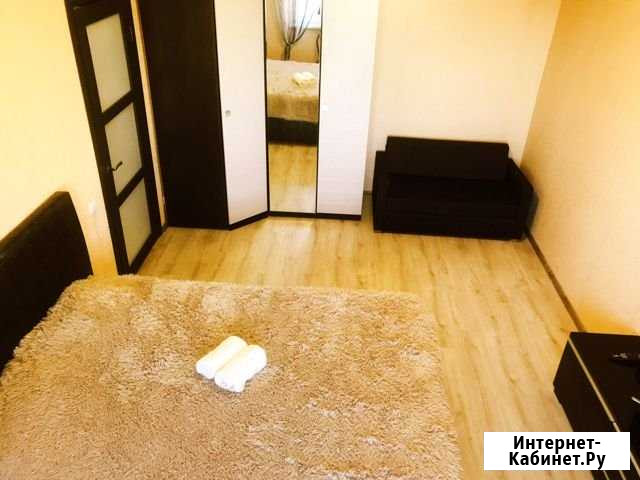 1-комнатная квартира, 50 м², 8/17 эт. в аренду посуточно в Сургуте Ханты-Мансийского АО Сургут - изображение 1