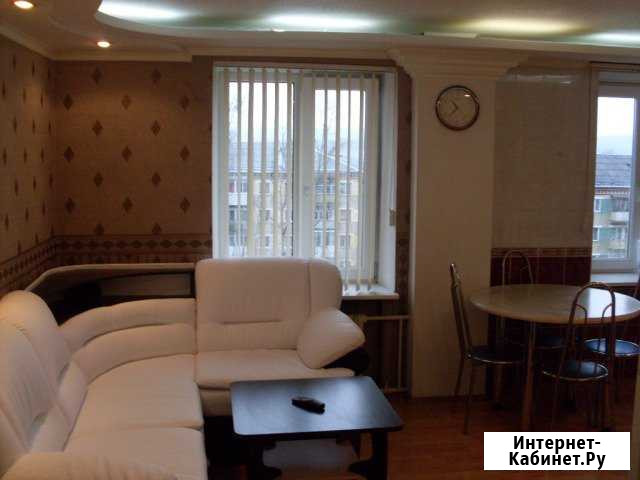2-комнатная квартира, 54 м², 5/9 эт. в аренду посуточно в Златоусте Златоуст - изображение 1