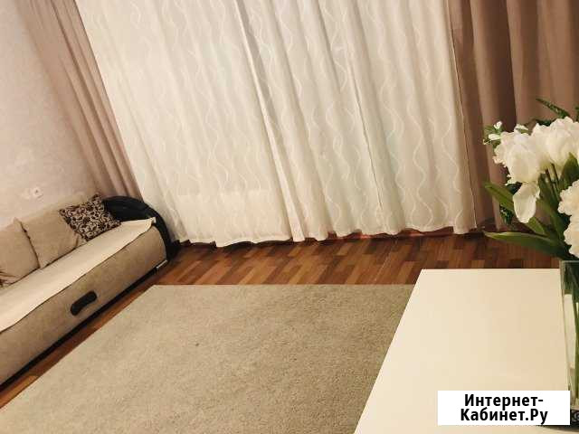 1-комнатная квартира, 40 м², 10/10 эт. в аренду посуточно в Тобольске Тобольск - изображение 1