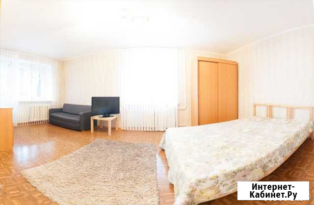 1-комнатная квартира, 35 м², 3/5 эт. в аренду посуточно в Омске Омск - изображение 1