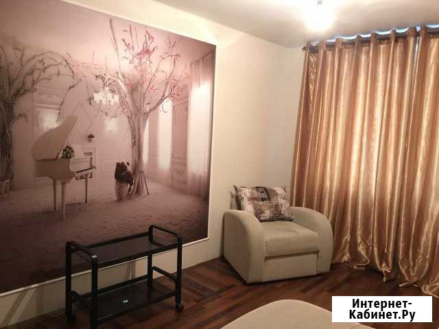 Комната 15 м² в 3-ком. кв., 1/12 эт. в аренду посуточно в Санкт-Петербурге Санкт-Петербург - изображение 1