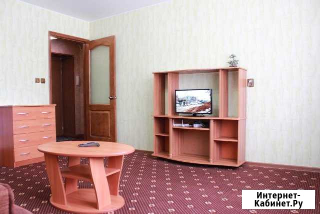 1-комнатная квартира, 37 м², 2/5 эт. в аренду посуточно в Соликамске Соликамск - изображение 1