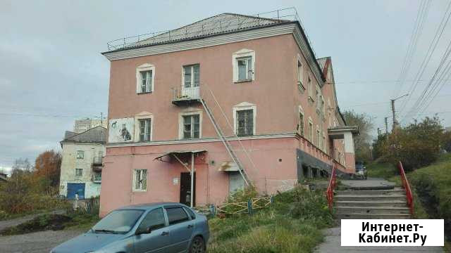 Комната 16 м² в 7-ком. кв., 2/2 эт. на продажу в Мурманске Мурманск - изображение 1
