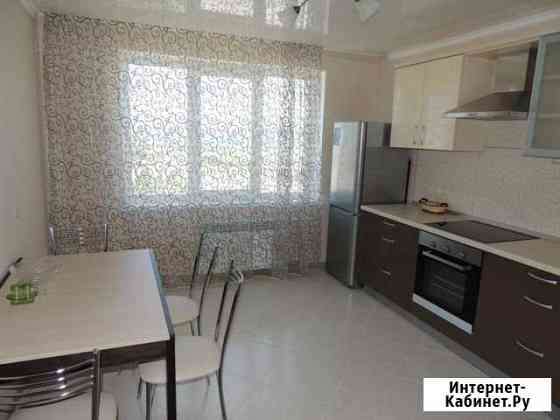 2-комнатная квартира, 60 м², 8/16 эт. в аренду на длительный срок в Новороссийске Новороссийск