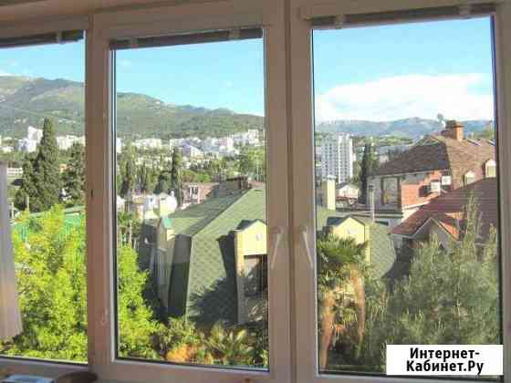 2-комнатная квартира, 60 м², 3/3 эт. на продажу в Ялте Ялта