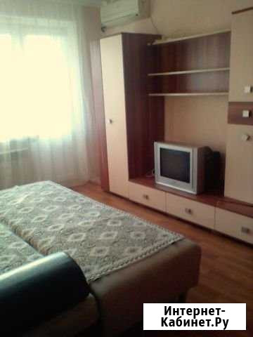 1-комнатная квартира, 31 м², 4/5 эт. в аренду посуточно в Астрахани Астрахань - изображение 1