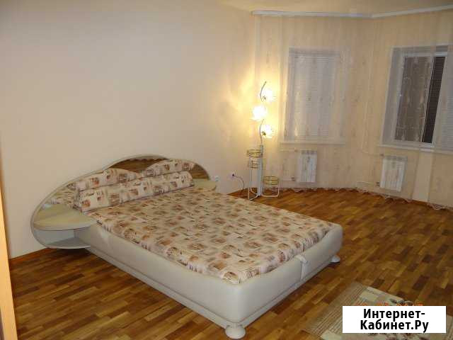 1-комнатная квартира, 65 м², 7/9 эт. в аренду посуточно в Нижневартовске Нижневартовск - изображение 1