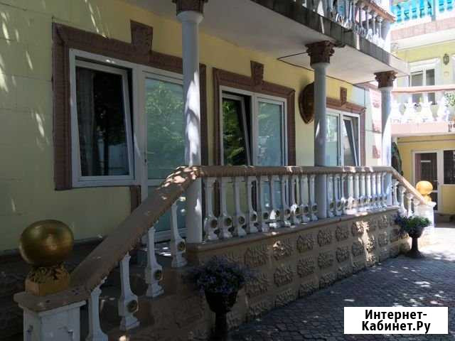 Комната 15 м² в 1-ком. кв., 2/2 эт. в аренду посуточно в Алуште Алушта - изображение 1
