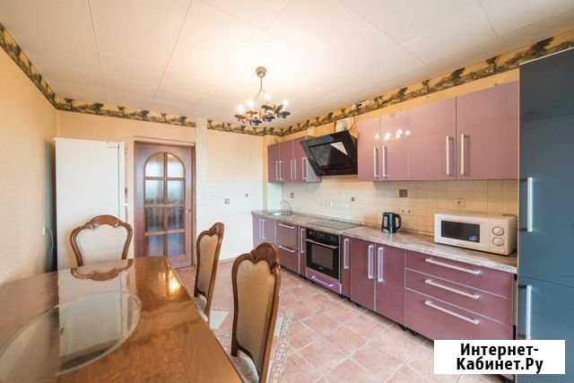 3-комнатная квартира, 65 м², 6/10 эт. в аренду посуточно во Владивостоке Владивосток - изображение 1