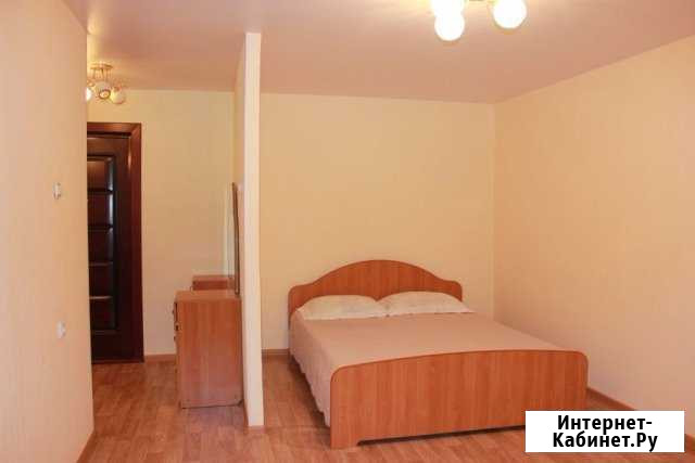 1-комнатная квартира, 38 м², 1/5 эт. в аренду посуточно в Усть-Илимске Усть-Илимск - изображение 1