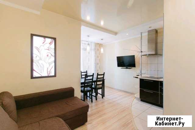 2-комнатная квартира, 55 м², 13/13 эт. в аренду посуточно в Новосибирске Новосибирск - изображение 1