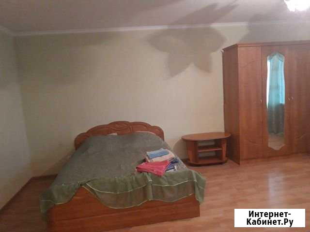1-комнатная квартира, 50 м², 8/13 эт. в аренду посуточно в Оренбурге Оренбург - изображение 1