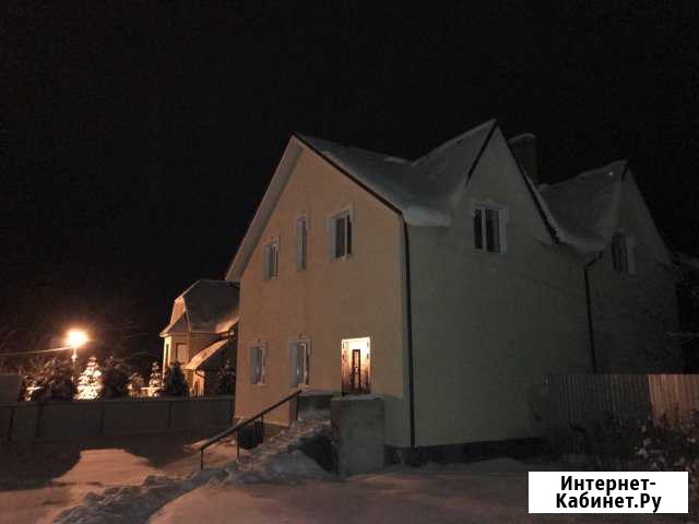 Коттедж 300 м² на участке 14 сот. в аренду посуточно в Высокой Горе Высокая Гора - изображение 1