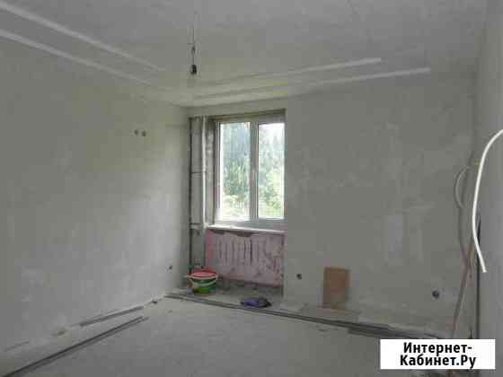 2-комнатная квартира, 48 м², 3/4 эт. на продажу в Алуште Алушта