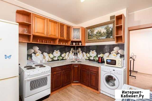 1-комнатная квартира, 46 м², 9/9 эт. в аренду посуточно в Нижневартовске Нижневартовск - изображение 1