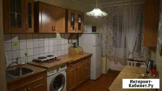 3-комнатная квартира, 75 м², 1/5 эт. на продажу в Алуште Алушта
