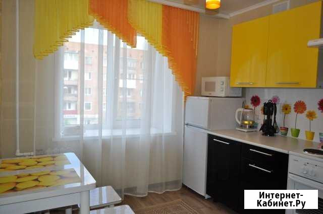 1-комнатная квартира, 33 м², 3/5 эт. в аренду посуточно в Таштаголе Таштагол - изображение 1
