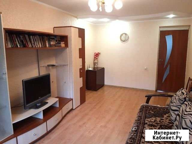 Комната 13 м² в 2-ком. кв., 2/5 эт. в аренду на длительный срок в Красноярске Красноярск - изображение 1