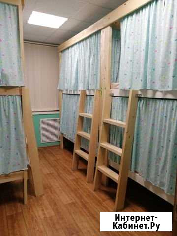 Комната 20 м² в 7-ком. кв., 3/4 эт. в аренду посуточно в Екатеринбурге Екатеринбург - изображение 1